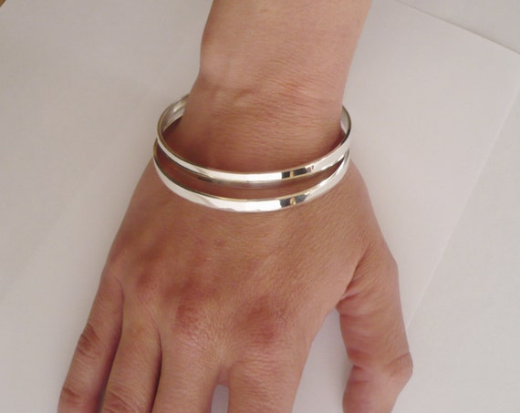 Personalized 2 Bangles for Couples